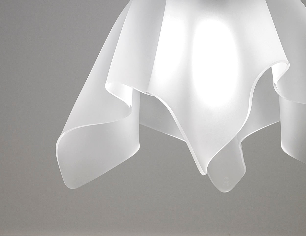 DRAPPEGGI SOSP. BIANCO SAT.