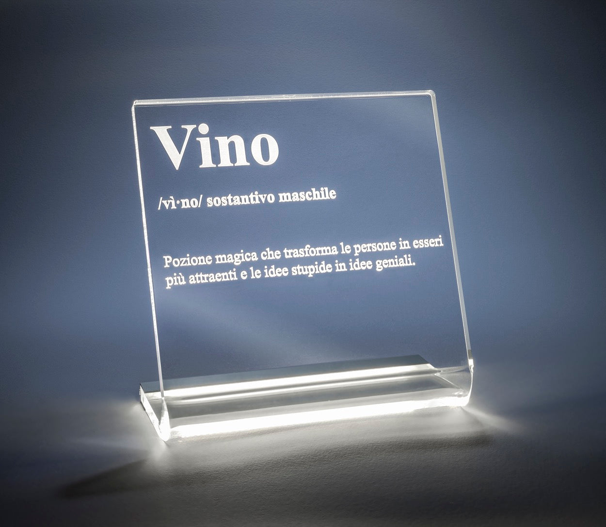 LUCILIO  LAMPADA  VINO