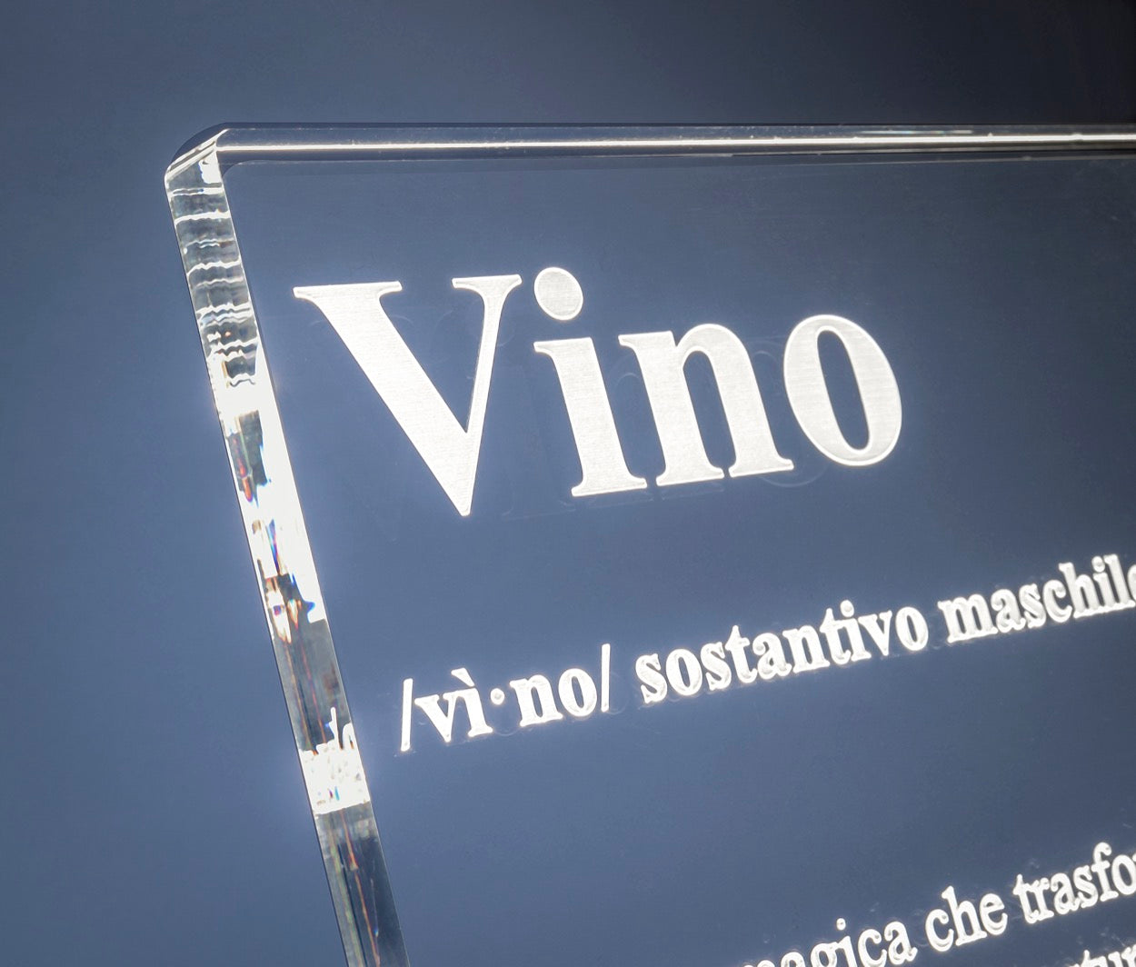 LUCILIO  LAMPADA  VINO