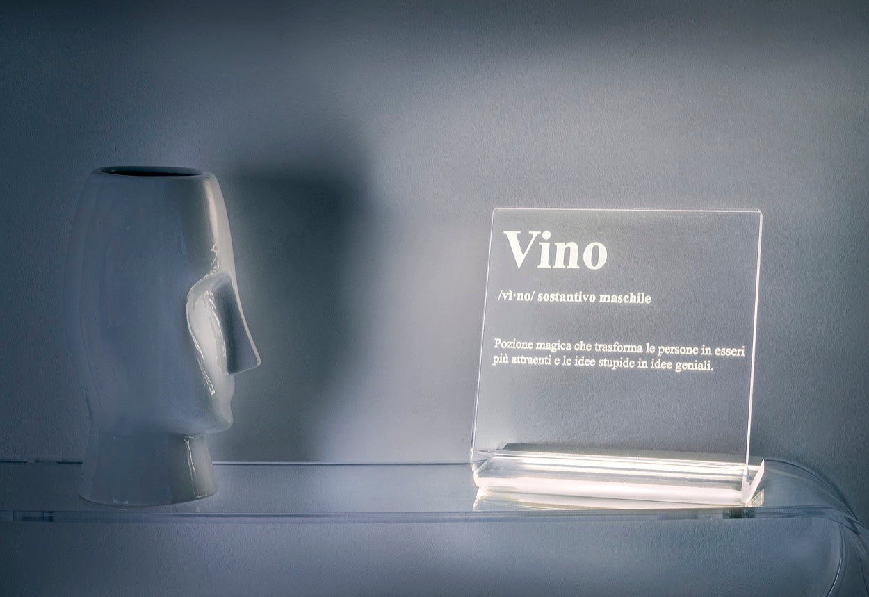 LUCILIO  LAMPADA  VINO