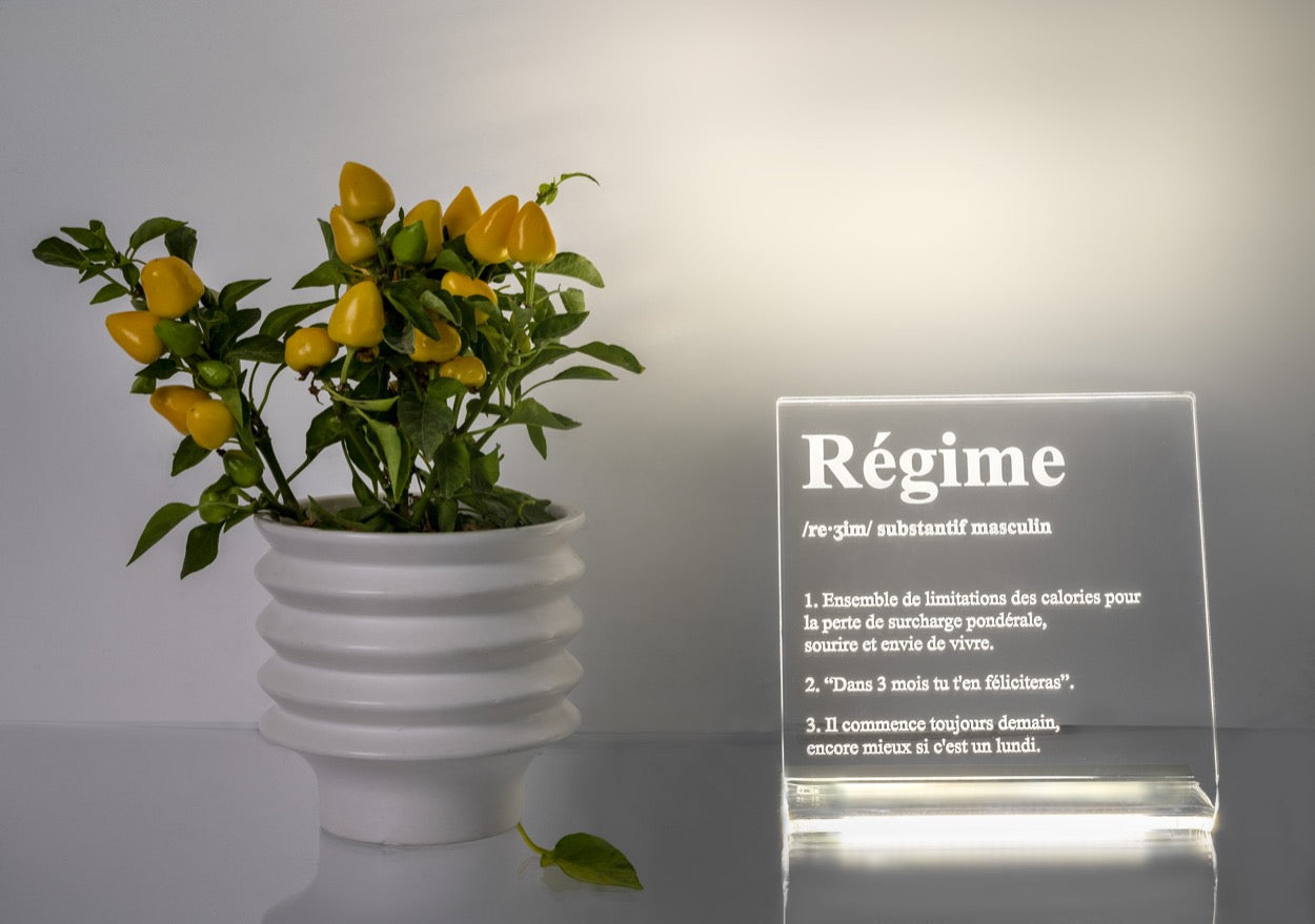 LUCILIO  LAMPADA  "RèGIME"