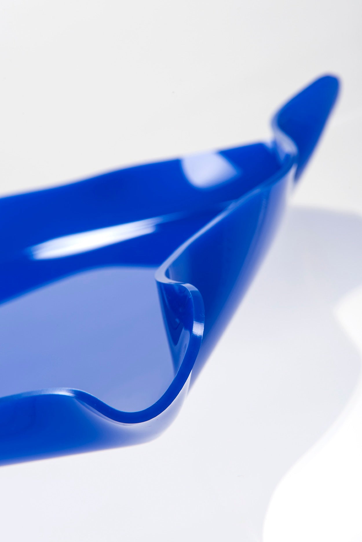 DRAPPEGGI VASSOIO RETTANG.GRANDE BLU