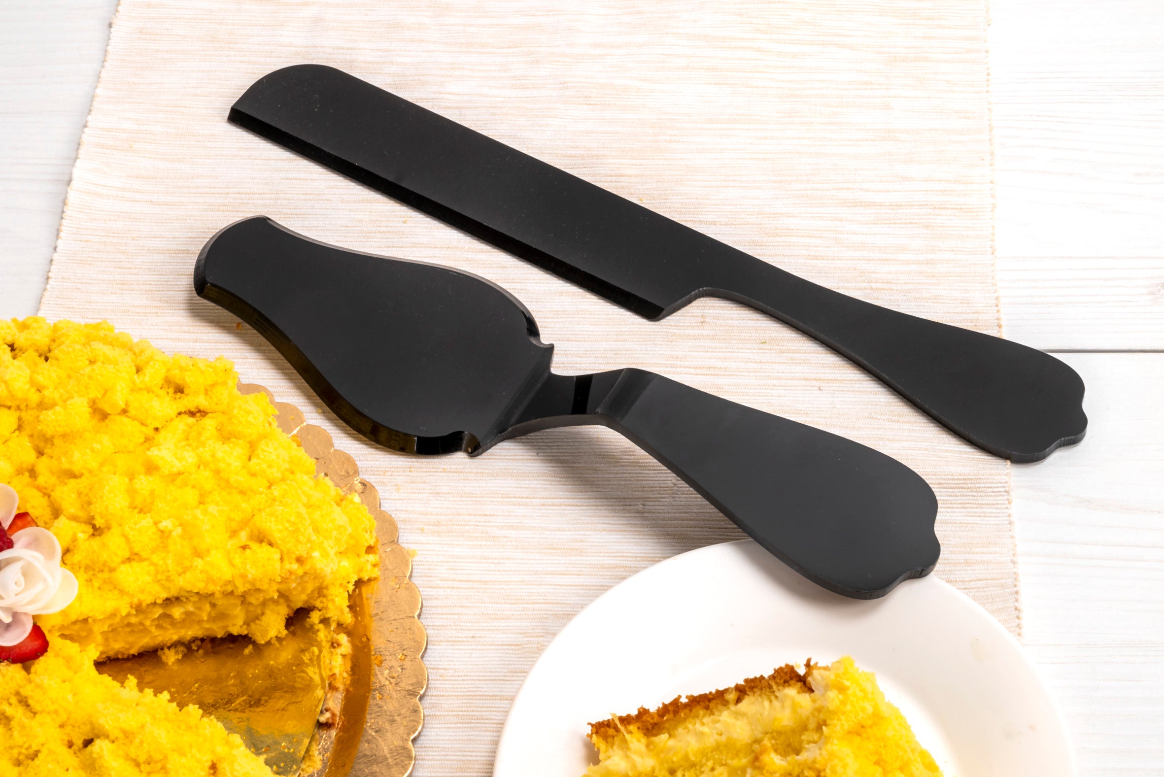BON  TON  SET  TORTA  NERO