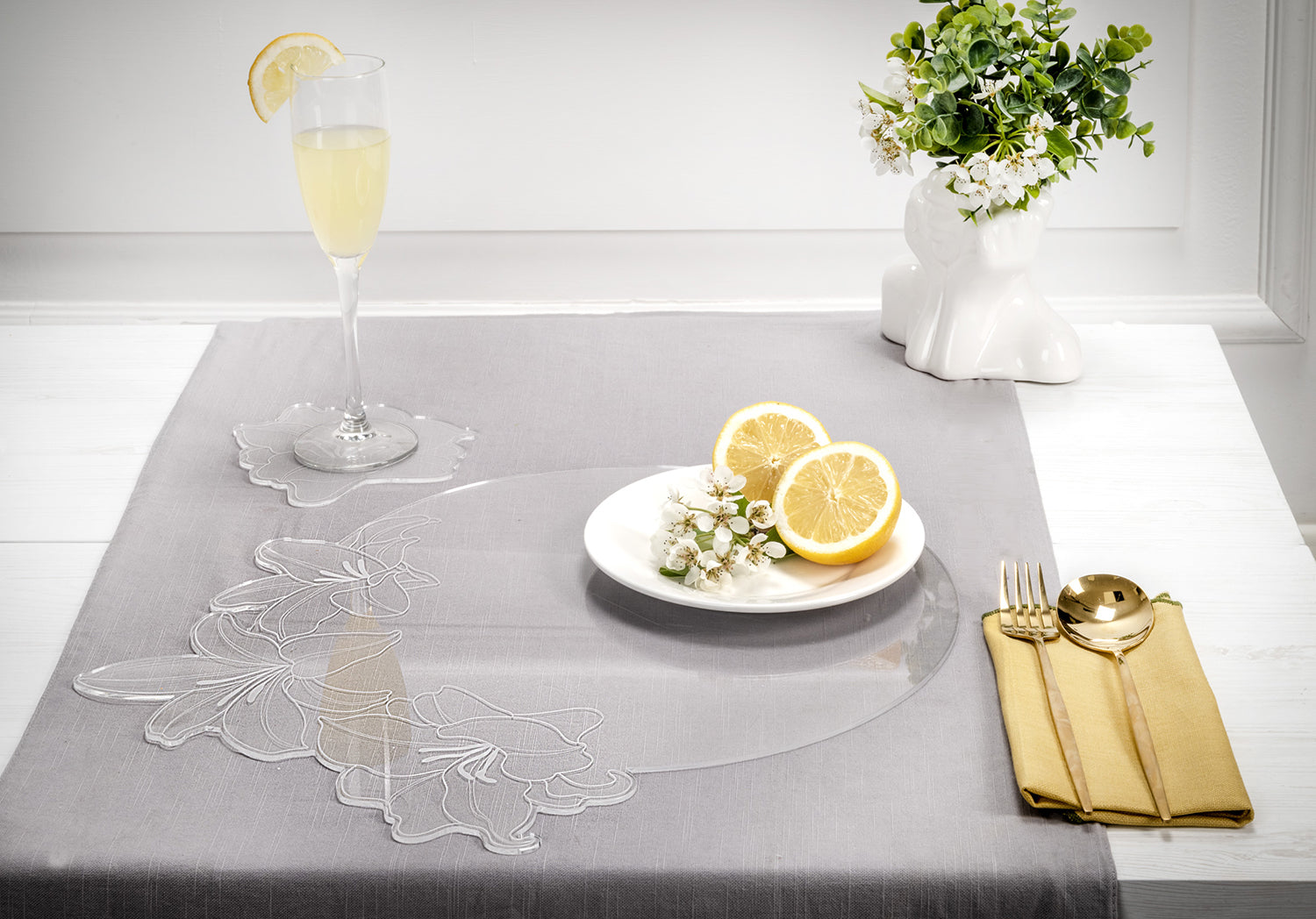 SET  TOVAGLIETTA / SOTTOBICCHIERE  RINASCIMENTO  TONDO